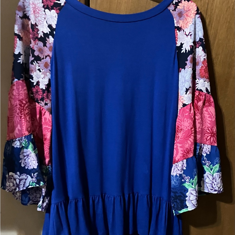 The Pioneer Woman Blue and Pink Ruffled 3/4 Sleeve Blouse